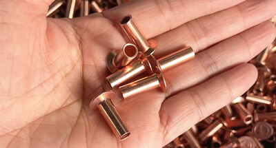 Медните нитове се доставят до Европа